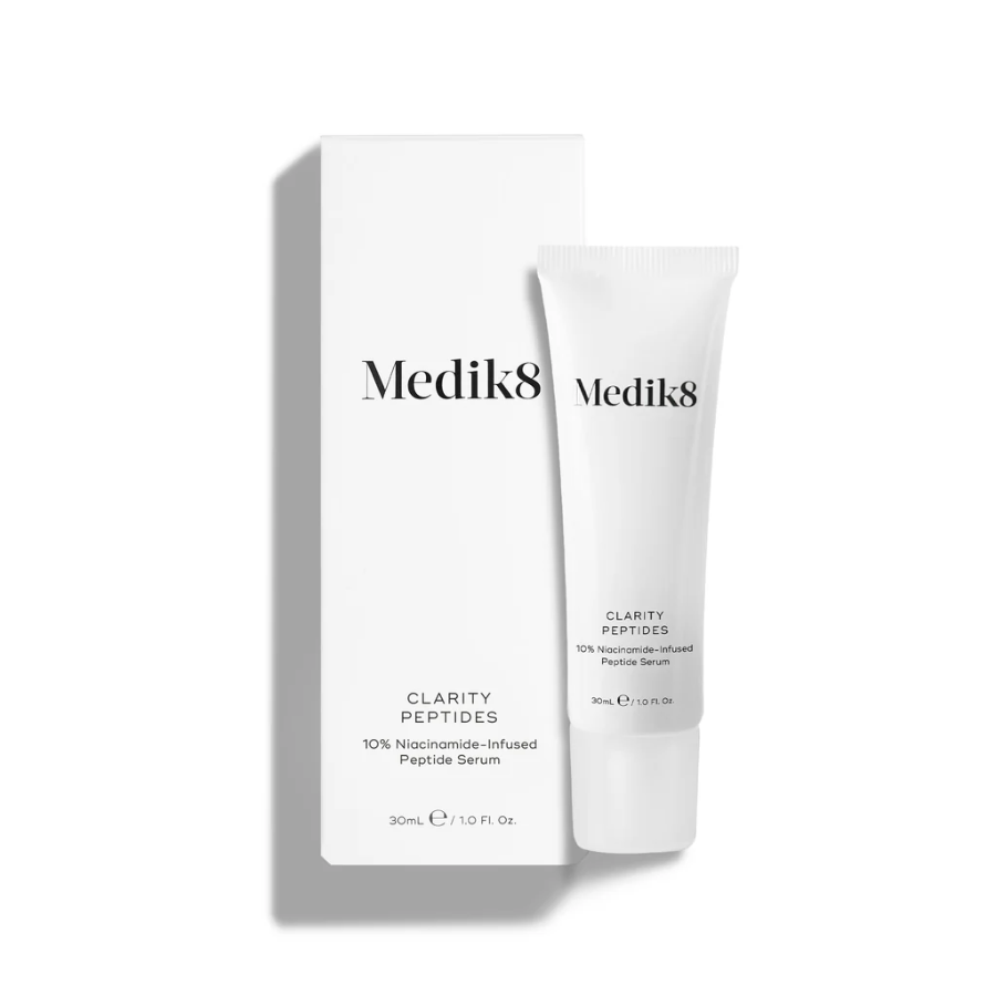 Medik8 Clarity Peptides™
10% Niacinamide-Infused Peptide Serum